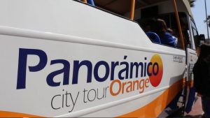 Bus Panorámico de Orange Travel ofrece tours patrimoniales en Arica